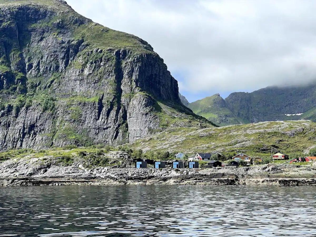 High End Sea Cabins At A In Lofoten Москенес Екстериор снимка